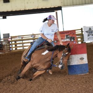 Meet your Posher, Alison